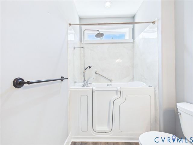 6795 Darlington Heights Rd, Farmville, VA 23901