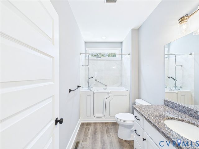 6795 Darlington Heights Rd, Farmville, VA 23901