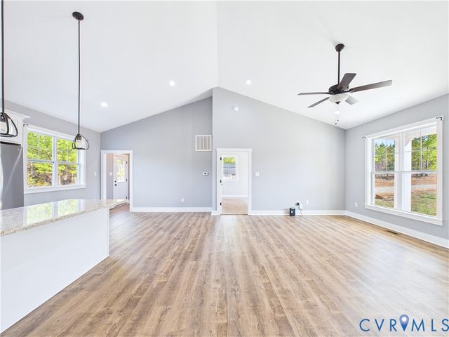 6795 Darlington Heights Rd, Farmville, VA 23901