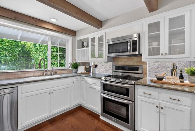 13871 Durango Dr, Del Mar, CA 92014