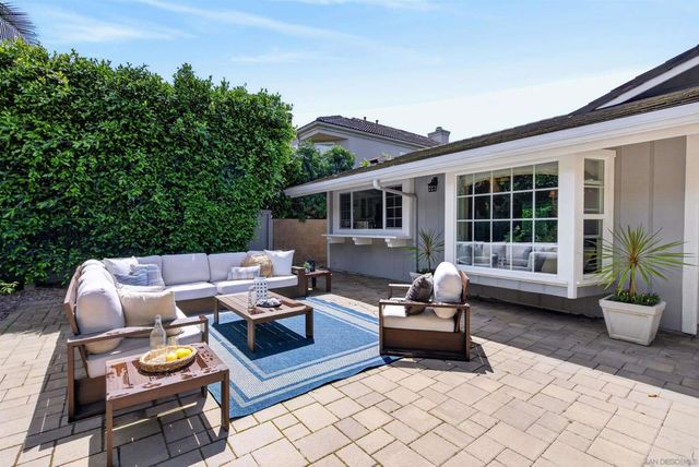 13871 Durango Dr, Del Mar, CA 92014