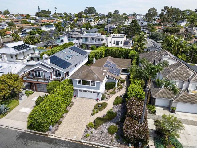 13871 Durango Dr, Del Mar, CA 92014