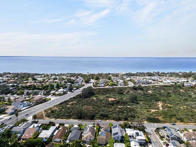 13871 Durango Dr, Del Mar, CA 92014