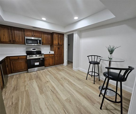 2709 Heather Glen Court, Carrollton, TX 75006