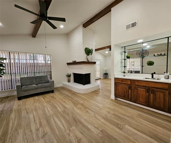 2709 Heather Glen Court, Carrollton, TX 75006