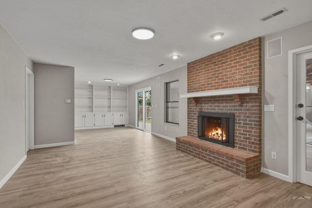 156 Encino Dr, Pueblo, CO 81005