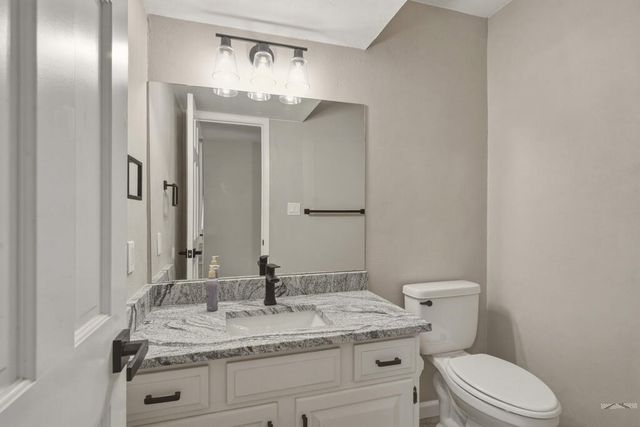 156 Encino Dr, Pueblo, CO 81005