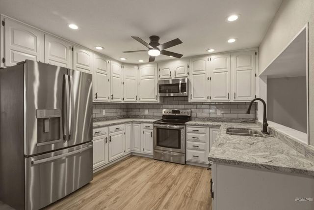 156 Encino Dr, Pueblo, CO 81005