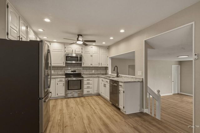 156 Encino Dr, Pueblo, CO 81005
