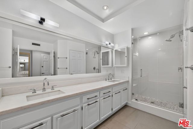 4338 Redwood Avenue B114, Marina Del Rey, CA 90292