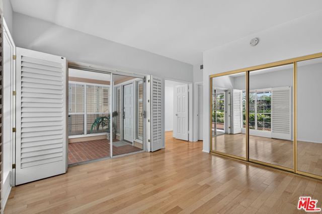 4338 Redwood Avenue B114, Marina Del Rey, CA 90292