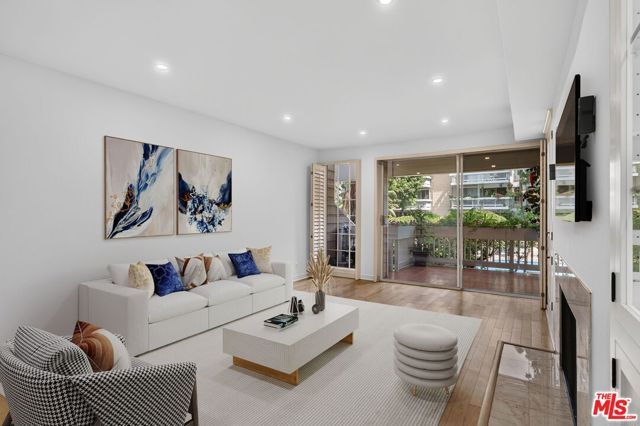 4338 Redwood Avenue B114, Marina Del Rey, CA 90292