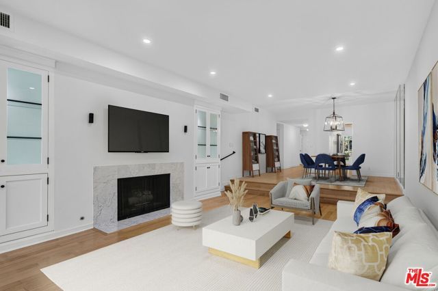 4338 Redwood Avenue B114, Marina Del Rey, CA 90292