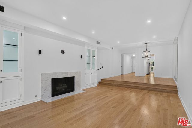 4338 Redwood Avenue B114, Marina Del Rey, CA 90292