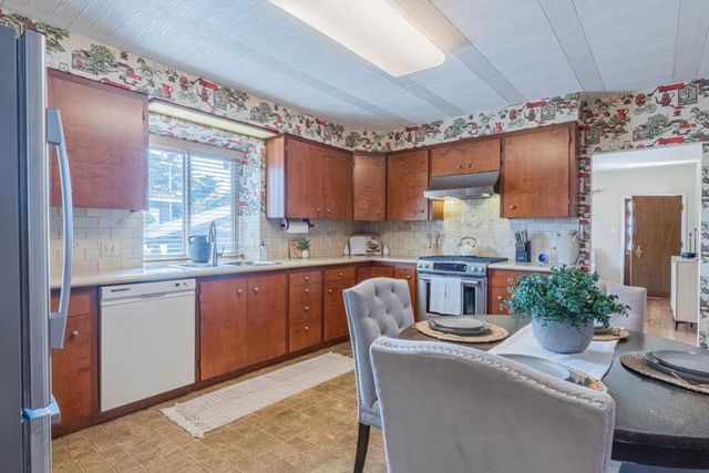 1125 Kimball Avenue, Seaside, CA 93955