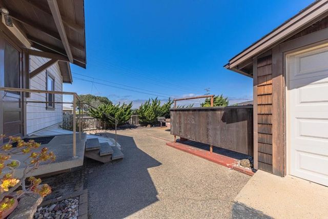 1125 Kimball Avenue, Seaside, CA 93955