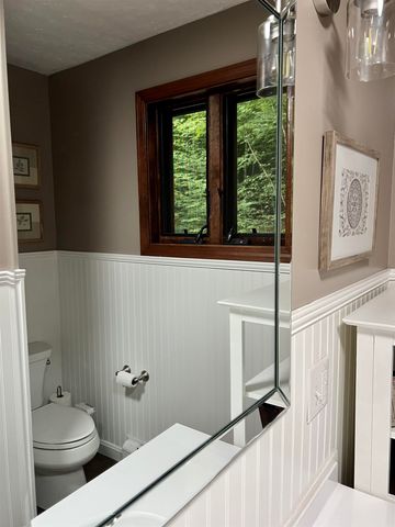 119 Old Coach Road, New Boston, NH 03070