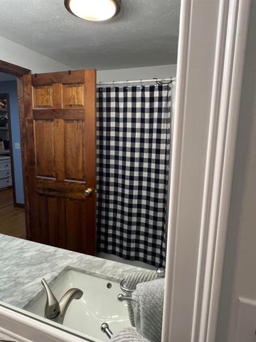 119 Old Coach Road, New Boston, NH 03070