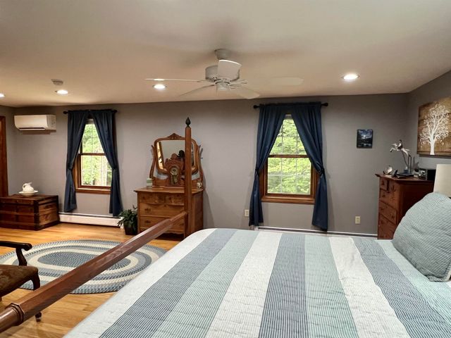 119 Old Coach Road, New Boston, NH 03070