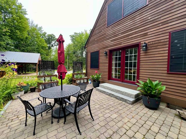 119 Old Coach Road, New Boston, NH 03070