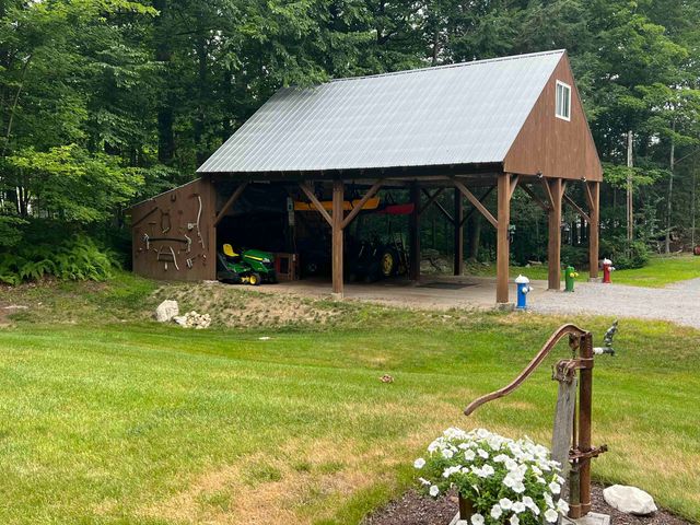 119 Old Coach Road, New Boston, NH 03070