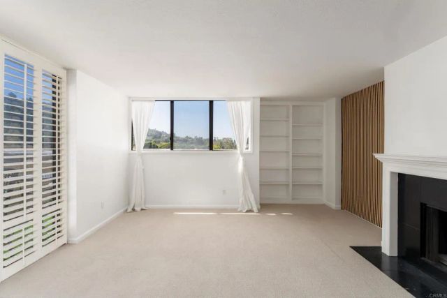 2420 Torrey Pines Road B303, La Jolla, CA 92037