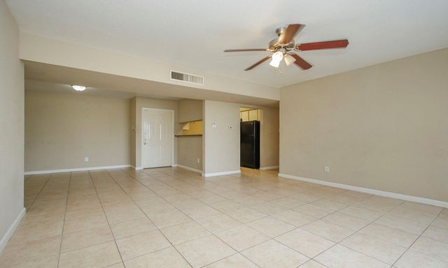 2822 S Bartell Drive H6, Houston, TX 77054