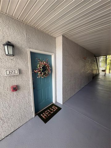 5821 LEGACY CRESCENT PLACE 102, Riverview, FL 33578