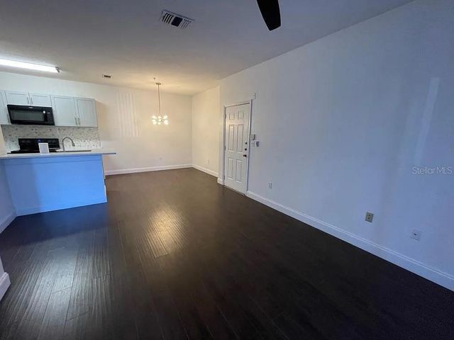5821 LEGACY CRESCENT PLACE 102, Riverview, FL 33578