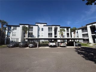 5821 LEGACY CRESCENT PLACE 102, Riverview, FL 33578