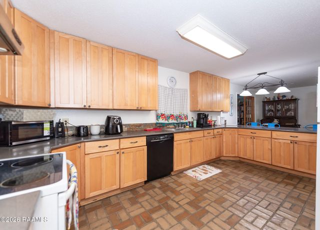 139 Crimson Street, Opelousas, LA 70570