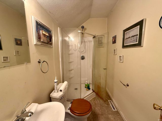 10140 E State Road 10, Culver, IN 46511