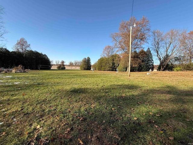 10140 E State Road 10, Culver, IN 46511