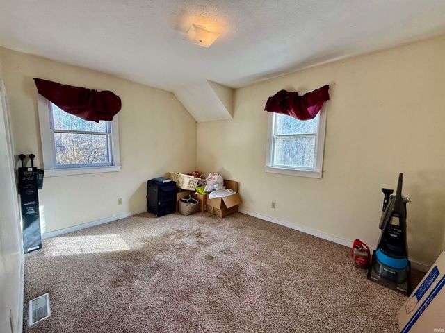 10140 E State Road 10, Culver, IN 46511