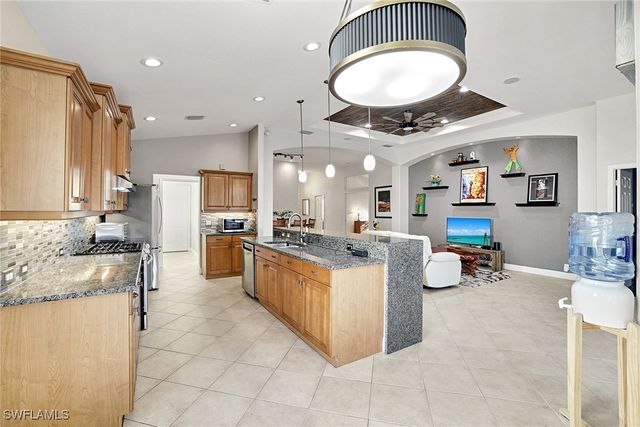 20401 Talon TRCE, Estero, FL 33928