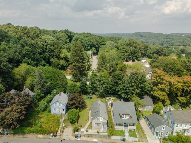 93 5th Street, Norwich, CT 06360