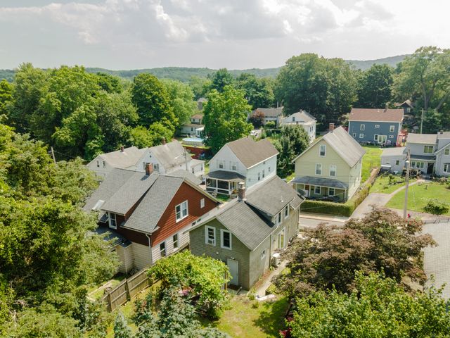 93 5th Street, Norwich, CT 06360