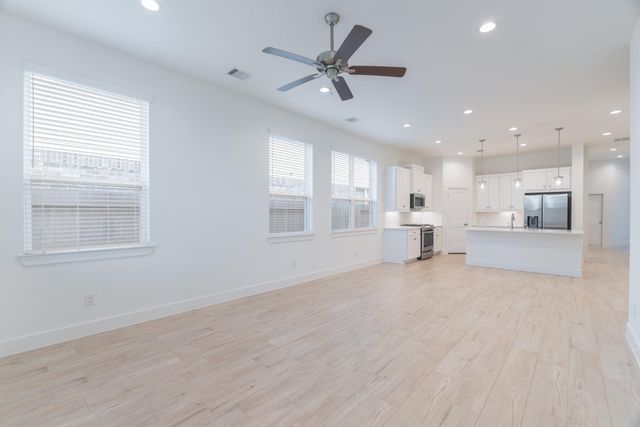 10747 Pine Pink, Conroe, TX 77385