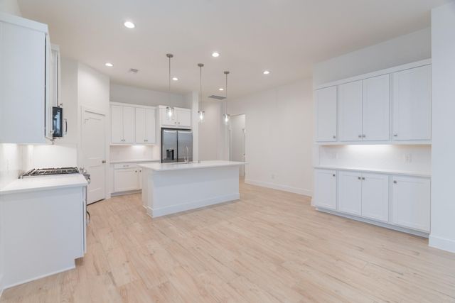 10747 Pine Pink, Conroe, TX 77385