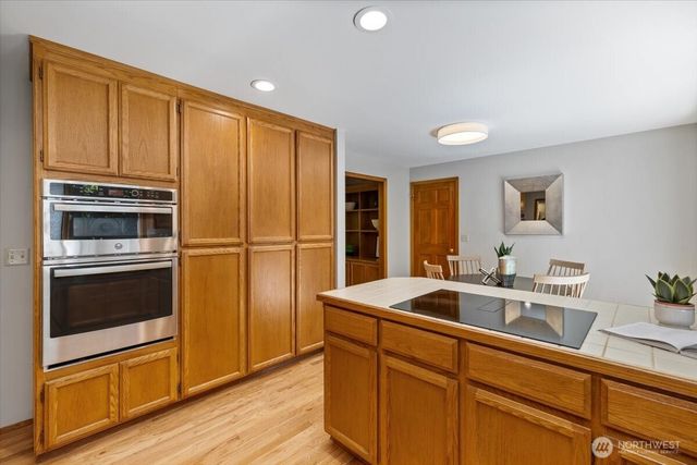 20315 NE 39th Street, Sammamish, WA 98074
