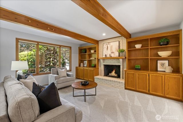 20315 NE 39th Street, Sammamish, WA 98074