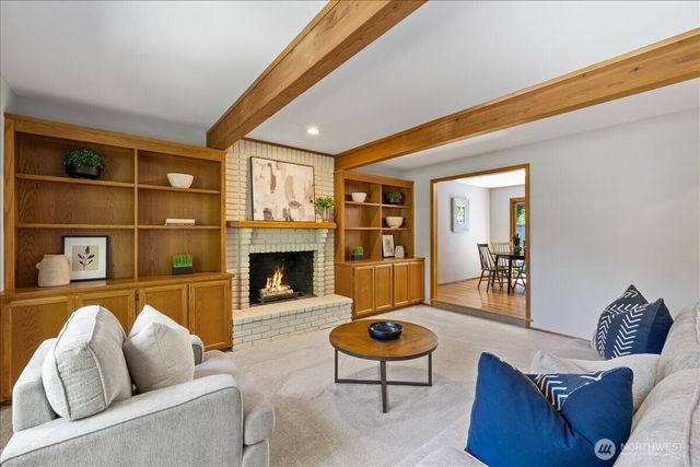 20315 NE 39th Street, Sammamish, WA 98074