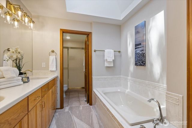 20315 NE 39th Street, Sammamish, WA 98074