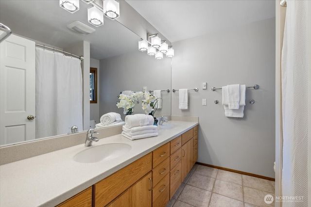 20315 NE 39th Street, Sammamish, WA 98074