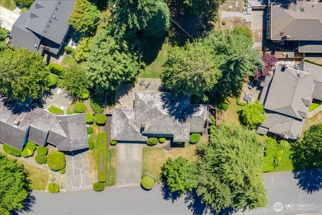 20315 NE 39th Street, Sammamish, WA 98074