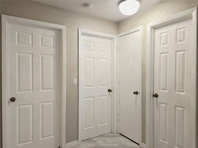 1617 E IDELL STREET, Tampa, FL 33604