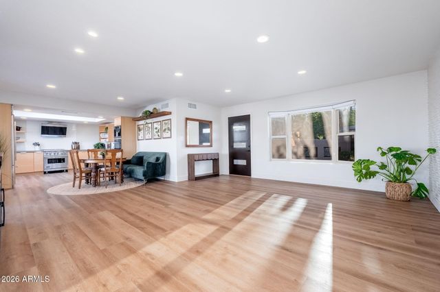 12243 N TWIN DEER Run, Fountain Hills, AZ 85268