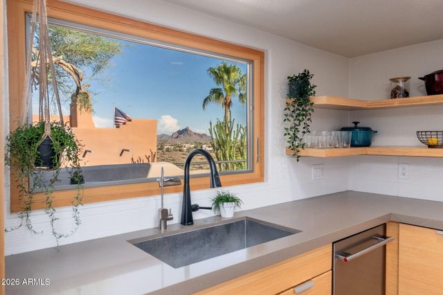 12243 N TWIN DEER Run, Fountain Hills, AZ 85268