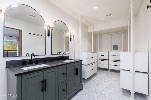12243 N TWIN DEER Run, Fountain Hills, AZ 85268