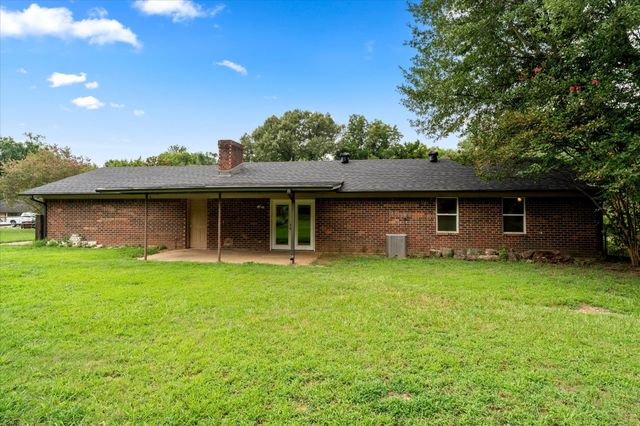 524 Park Lane, Mount Vernon, TX 75457